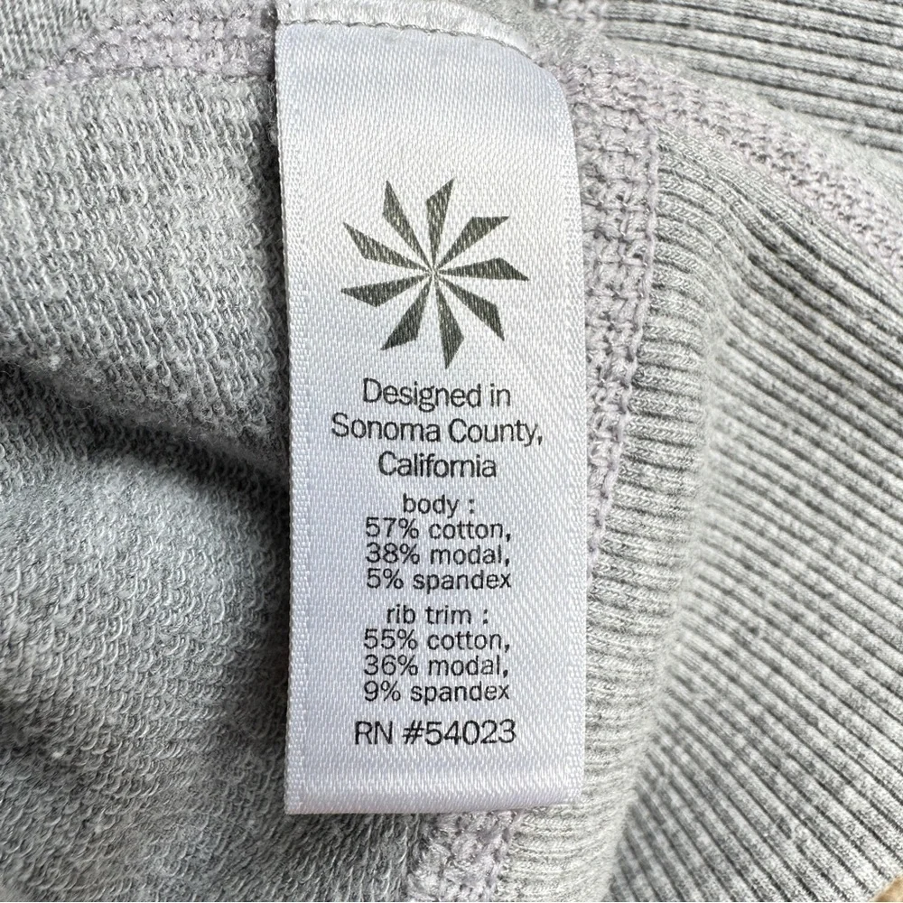 Athleta Tunic Sweatshirt with Cowl Neck and Half Zip Gray Size 1X - Picture 11 of 14